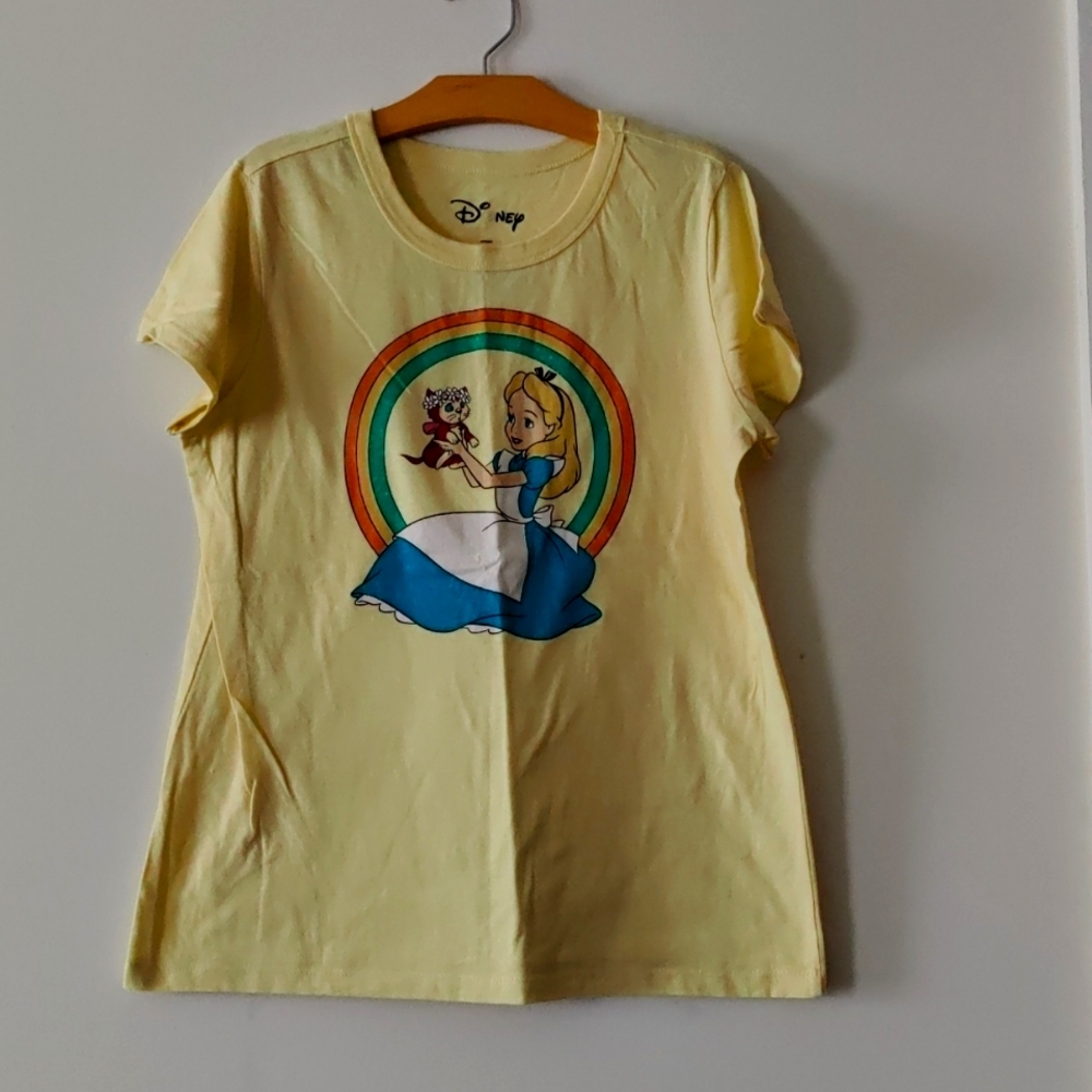 Gently used Disney Alice in Wonderland tee size large